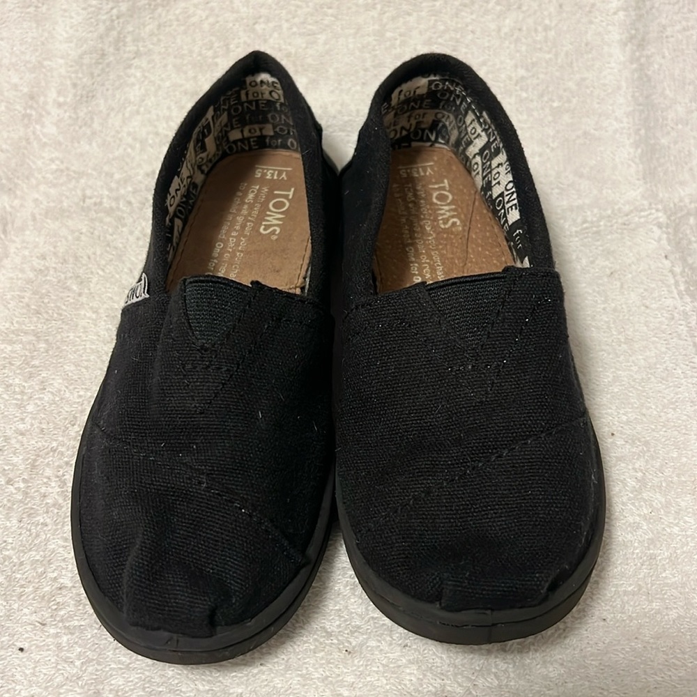 Toms Shoes